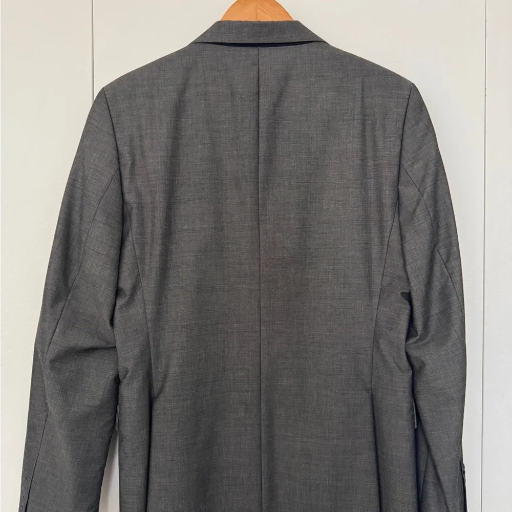 Zara Men's Charcoal Suit 2 piece Jacket and trousers